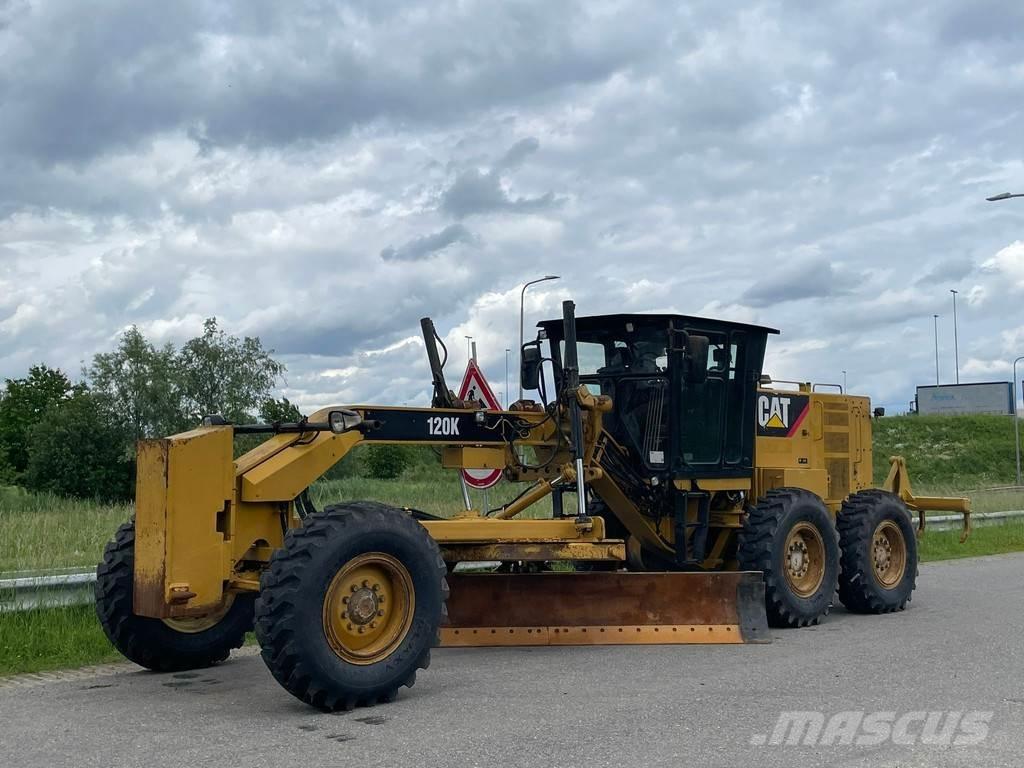CAT 120K | NEW TIRES Niveladoras