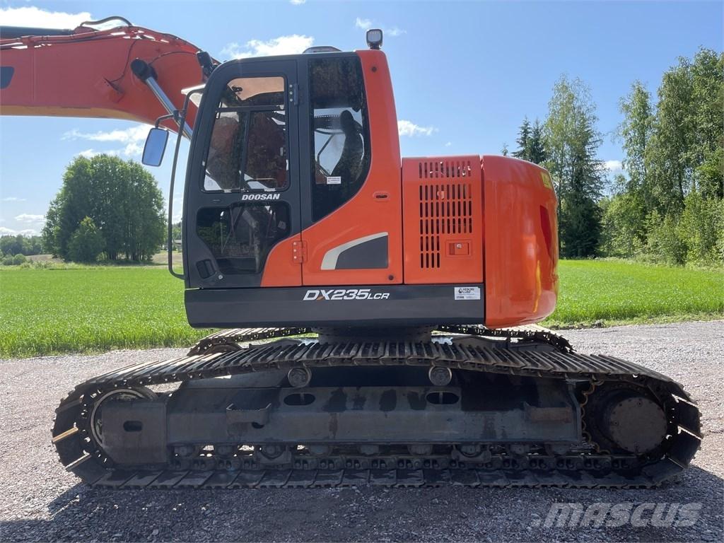 Doosan DX 235 LCR Excavadoras sobre orugas