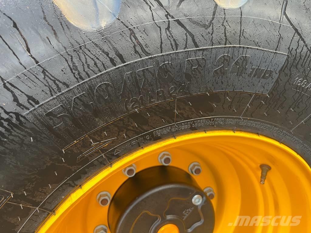 JCB 413 S Cargadoras sobre ruedas