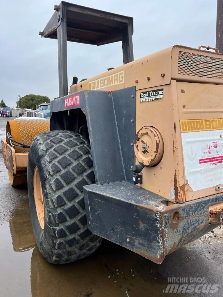 Bomag BW212D-2 Rodillos de un solo tambor