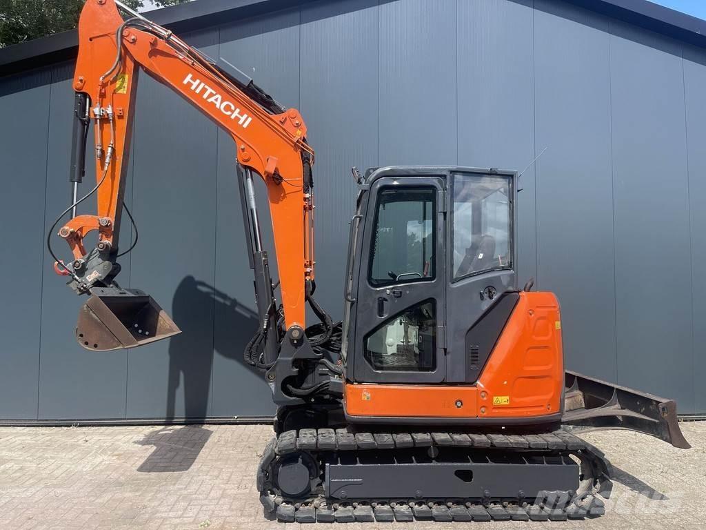 Hitachi ZX65 Miniexcavadoras