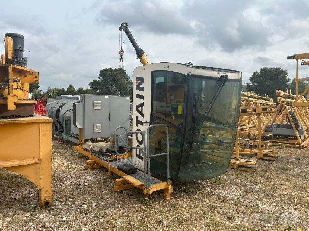 Potain MD560B M25 Grúas torre