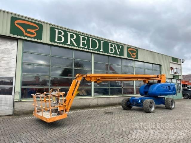 JLG 860 SJ Plataformas con brazo de elevación telescópico