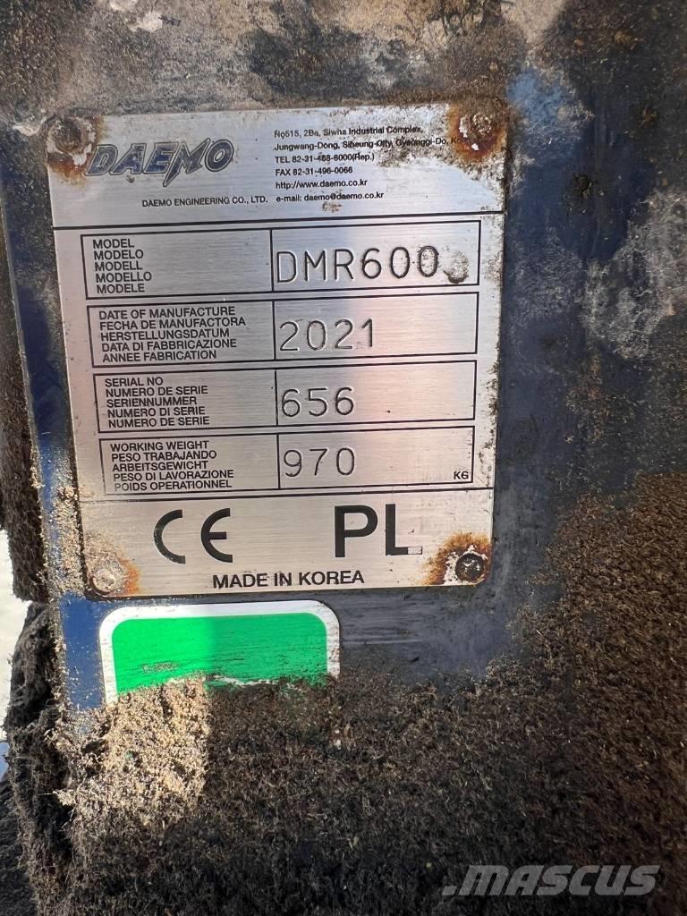 Hyundai HX 140 HRC Excavadoras sobre orugas