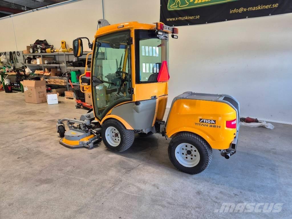 Stiga TITAN 32 H Maquinarias para servicios públicos