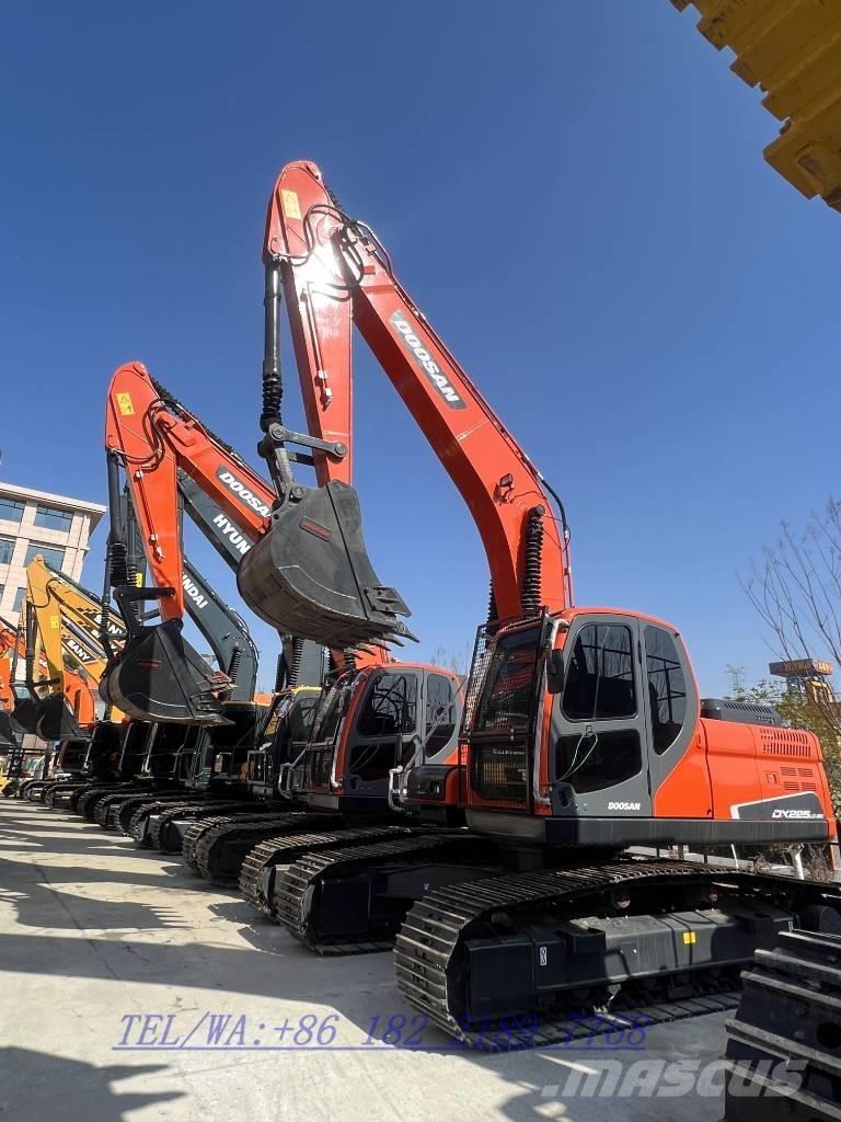 Doosan DX225 Excavadoras sobre orugas