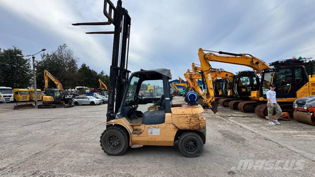 Toyota 02-7 FD 40 Camiones LPG