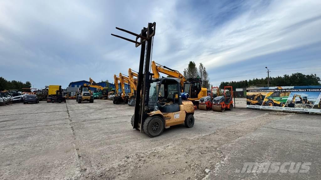 Toyota 02-7 FD 40 Camiones LPG