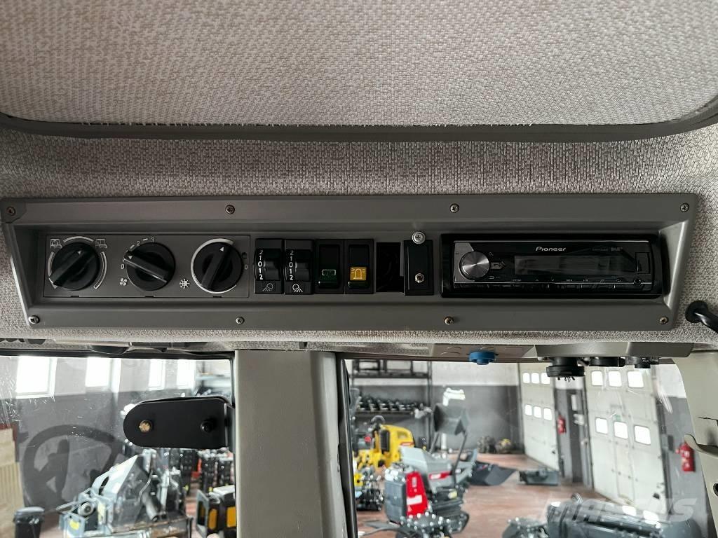 Fendt 716 Vario Tractores