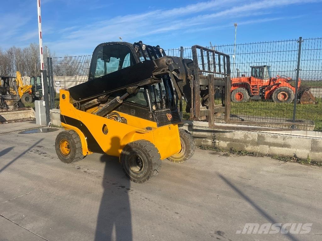 JCB TLT 30 D 4x4 Carretillas telescópicas