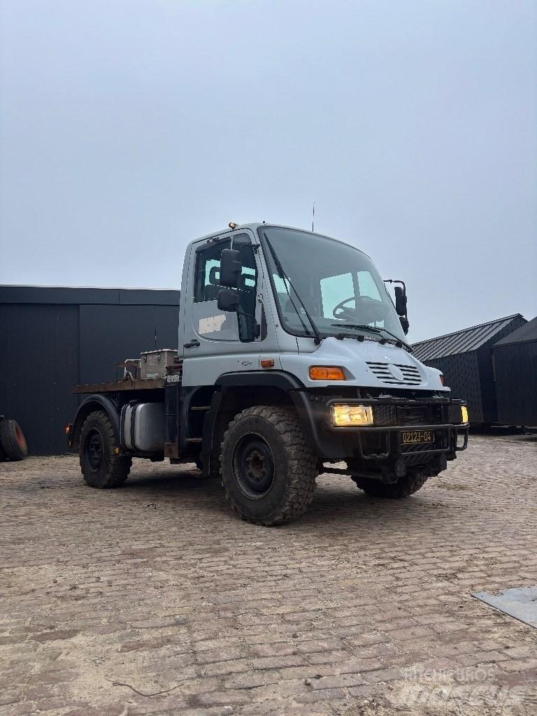 Unimog U300 Maquinarias para servicios públicos