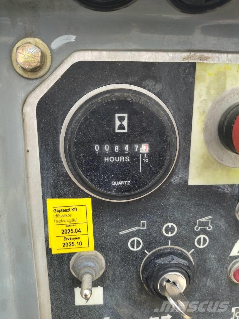 Genie Z34/22N Plataformas con brazo de elevación manual