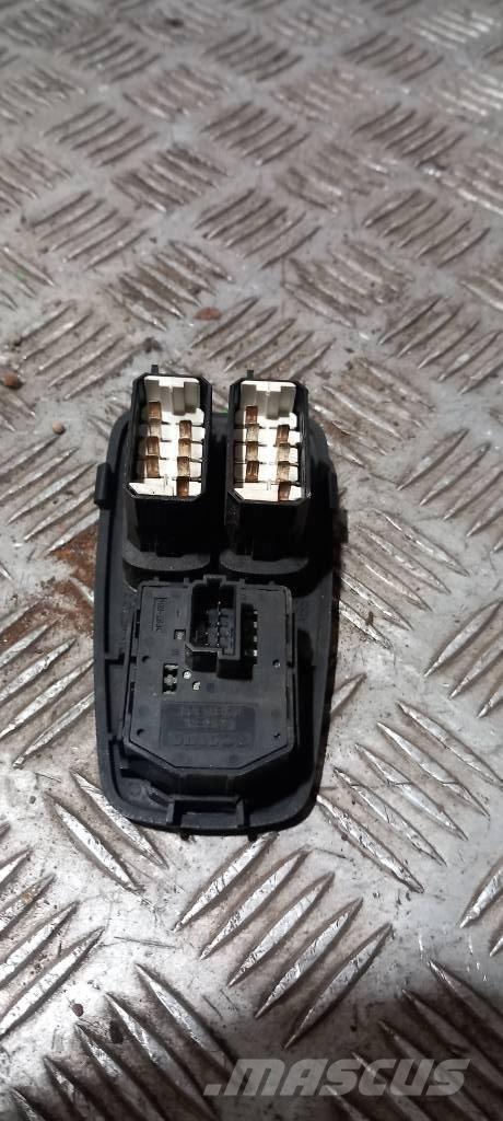 Scania R 440   1445793 Cabinas