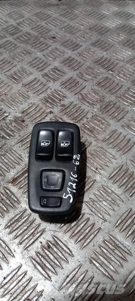 Scania R 440   1445793 Cabinas