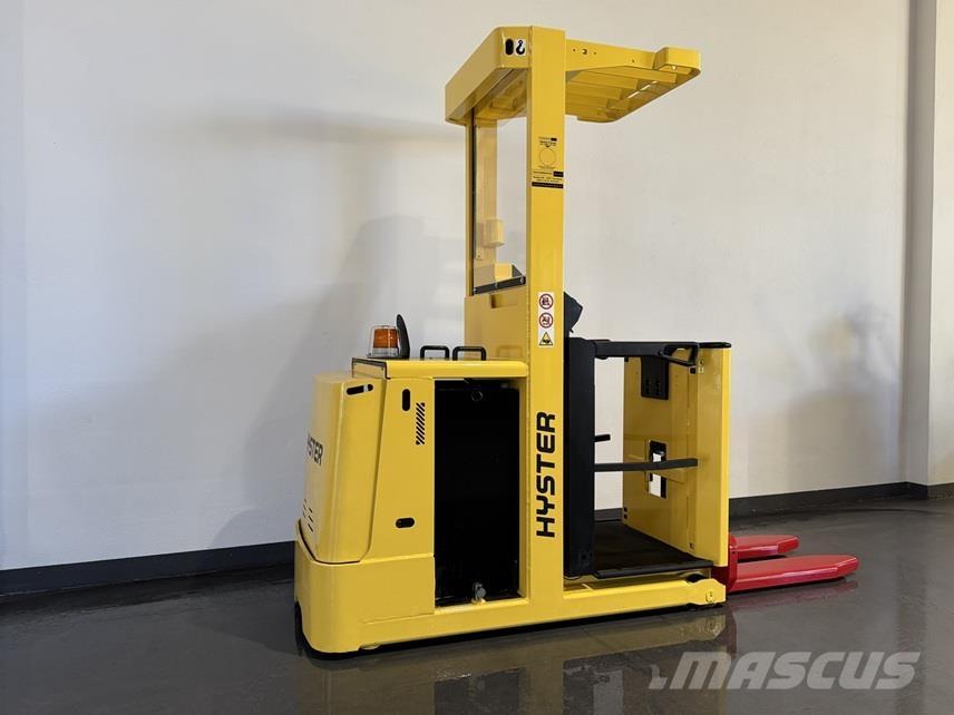 Hyster K1.0L-17SL Montacargas recogepedidos de baja altura