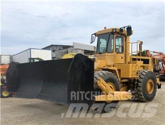 CAT 824 C Buldozer sobre ruedas