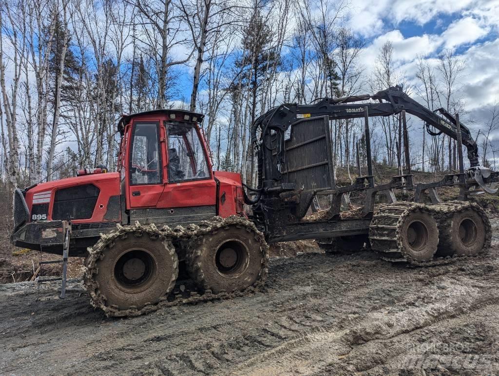 Komatsu 895 Transportadoras