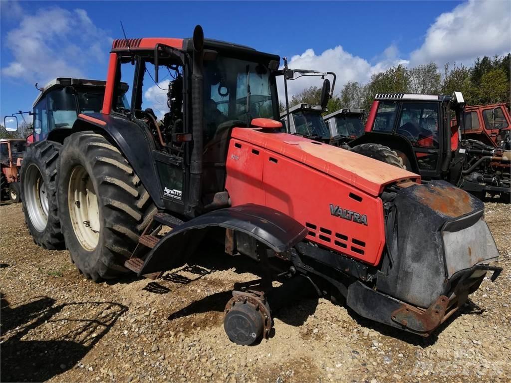 Valtra 8350 Tractores