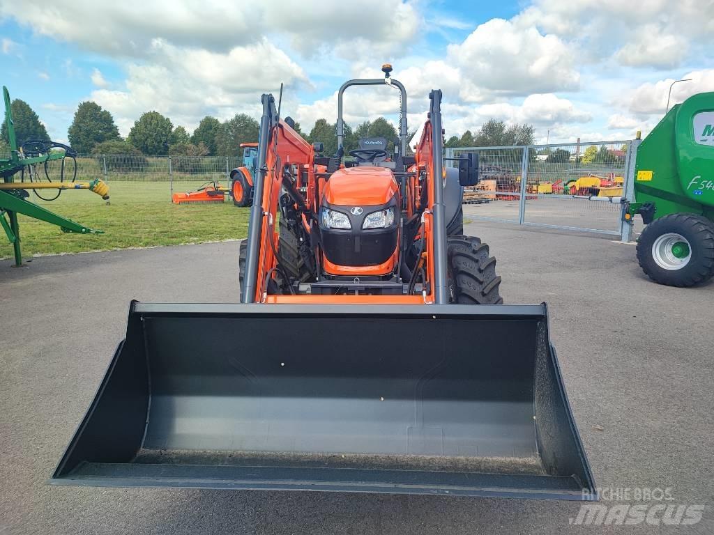 Kubota M4063 ROPS Tractores