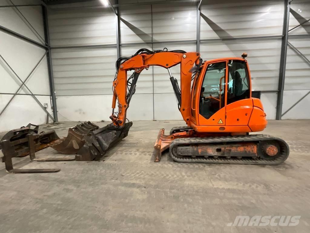 Mecalac 10 MCR Excavadoras sobre orugas