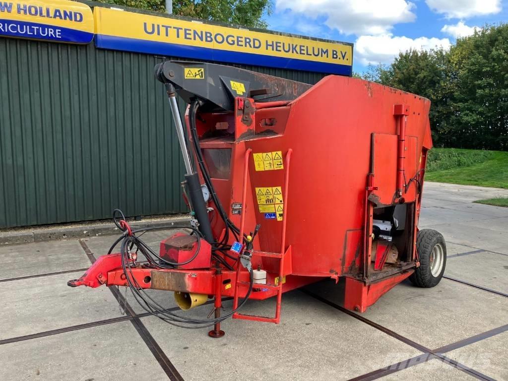 Trioliet GIGANT 900 Mezcladoras distribuidoras