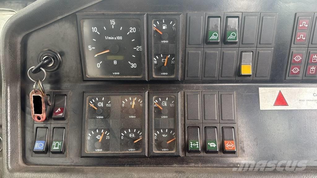 Kalmar TRX 182 Tractocamiones para terminales