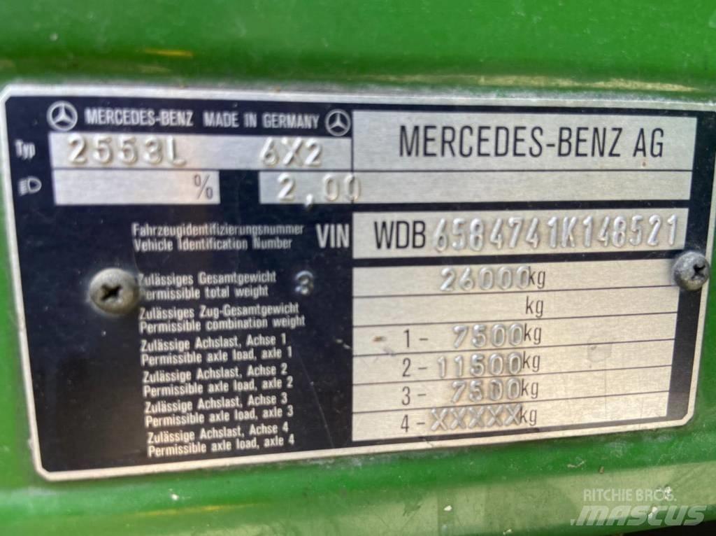 Mercedes-Benz 2553L Camiones con temperatura controlada