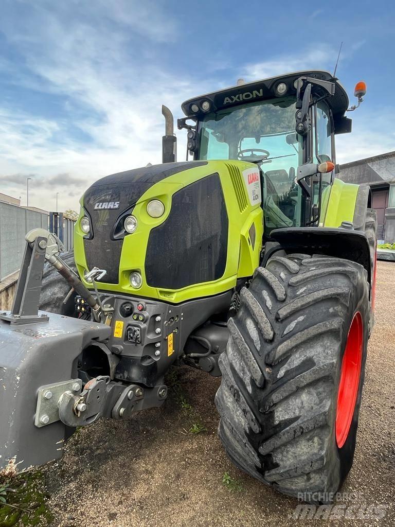 CLAAS Axion 810 Tractores