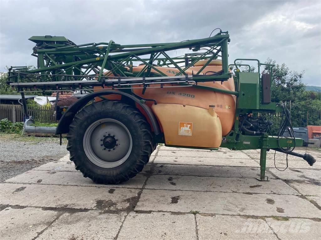 Amazone UX 4200 Pulverizadores arrastrados