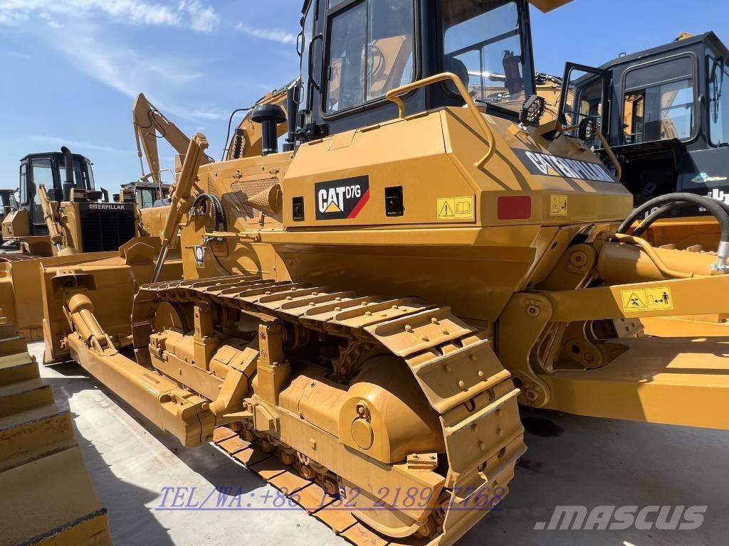 CAT D7G Niveladoras