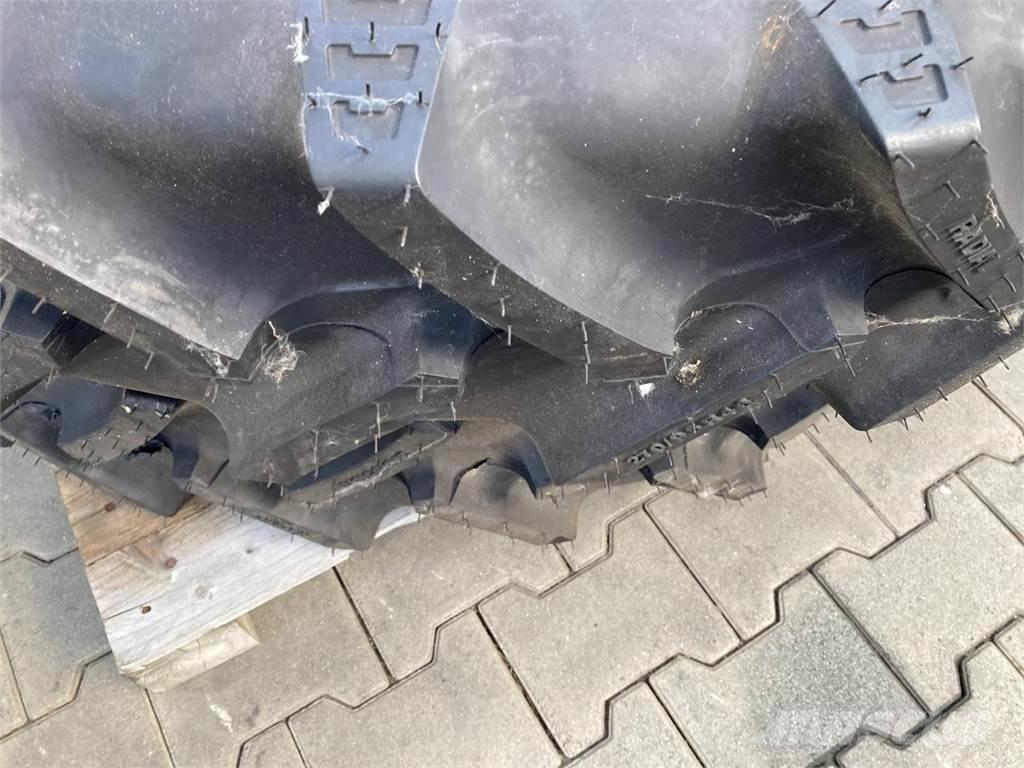 BKT 270/95R46 Ruedas