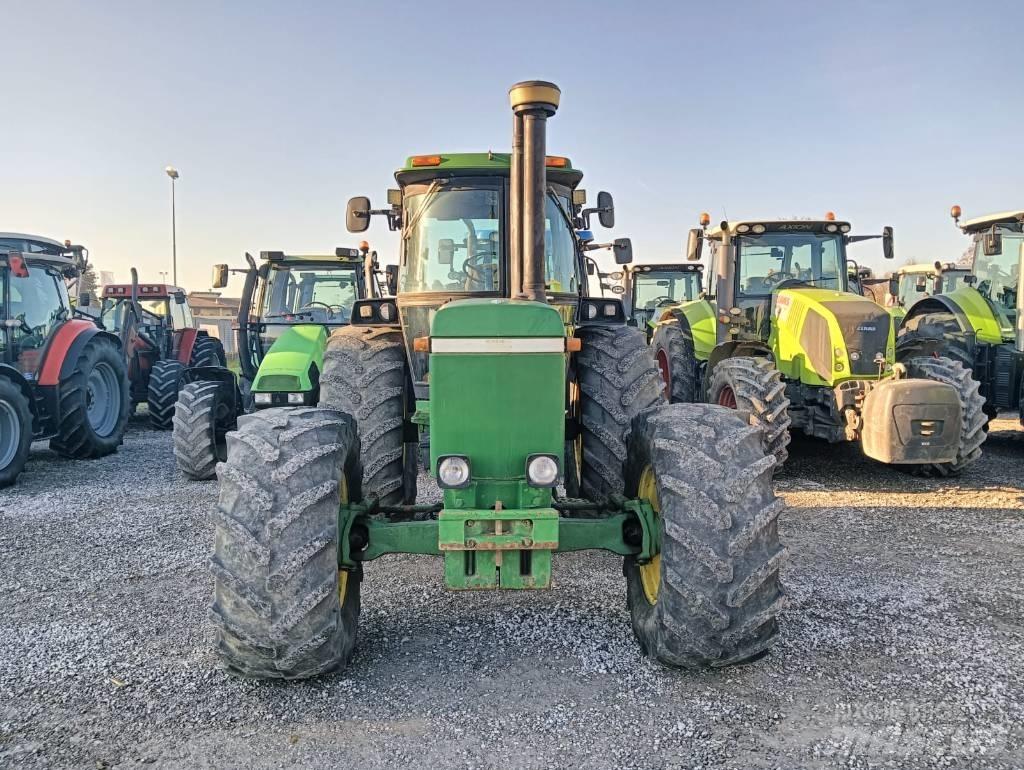 John Deere 4350 Tractores