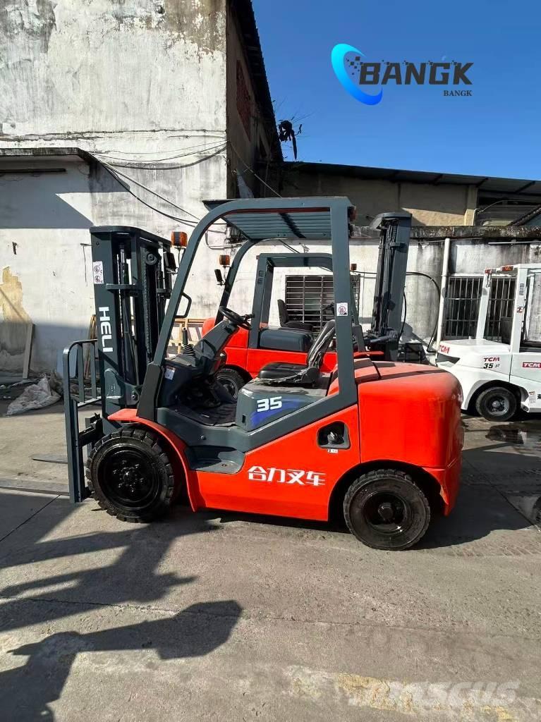 Heli CPCD 35 Camiones diesel