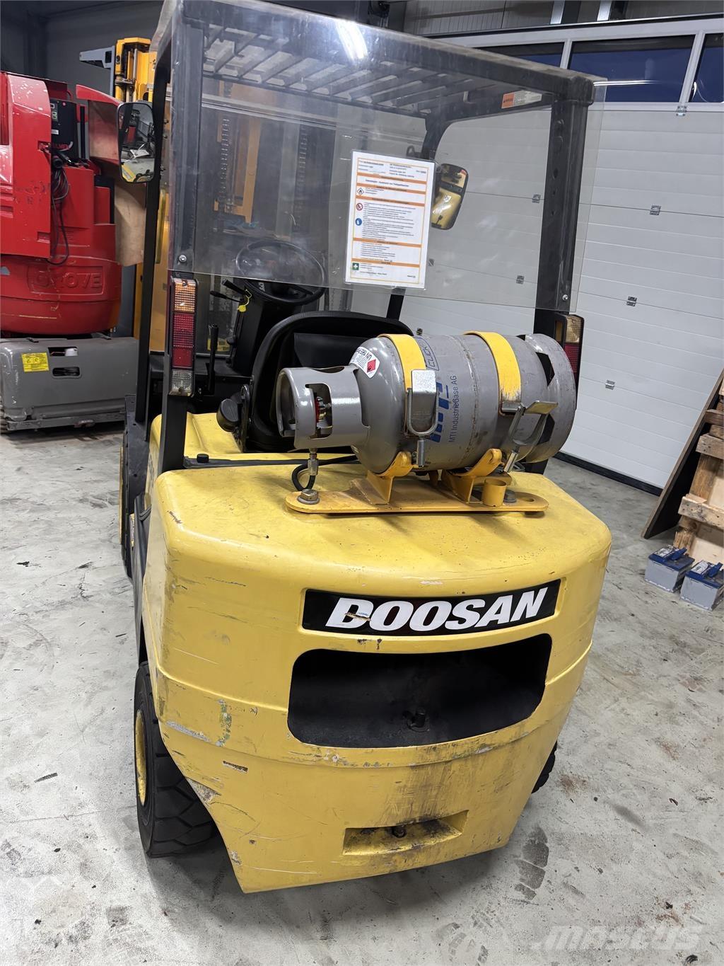 Doosan G30 Camiones LPG