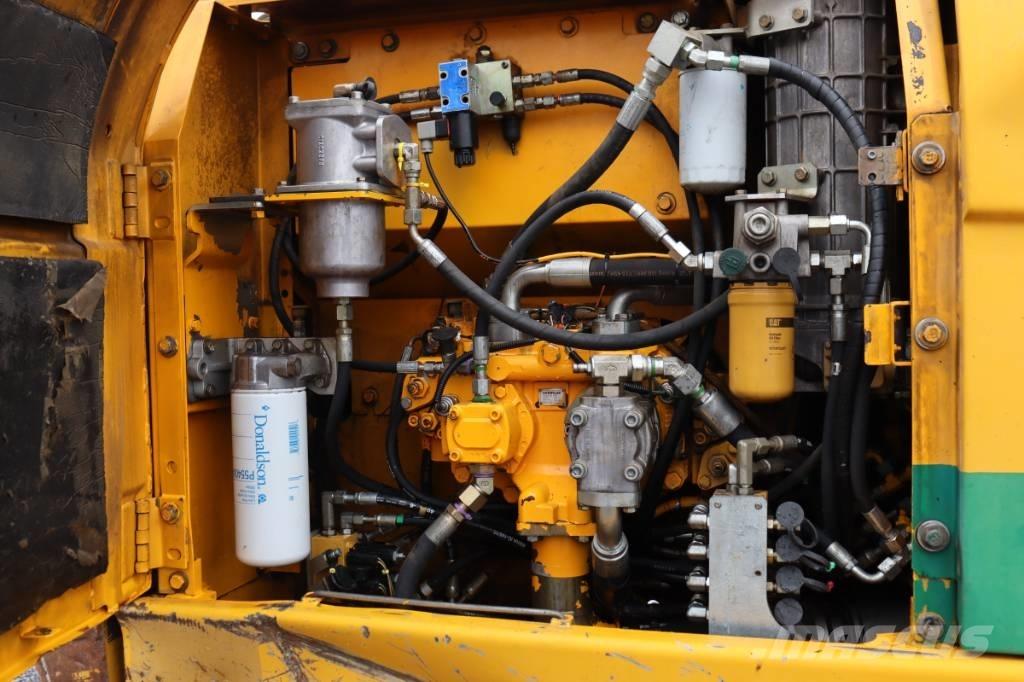 CAT 323 D Excavadoras sobre orugas