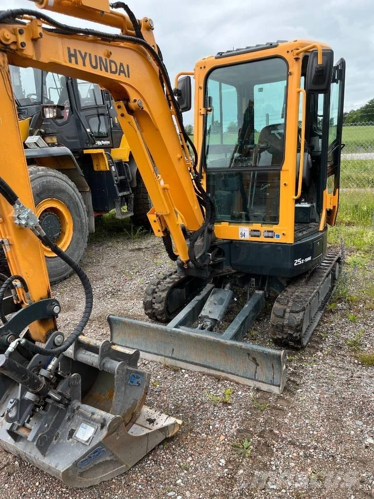 Hyundai R25Z-9 AK Miniexcavadoras