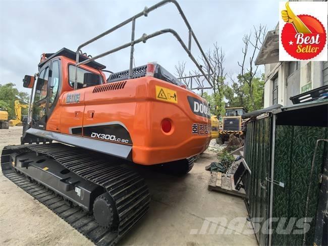 Doosan DX 300 LC Excavadoras sobre orugas