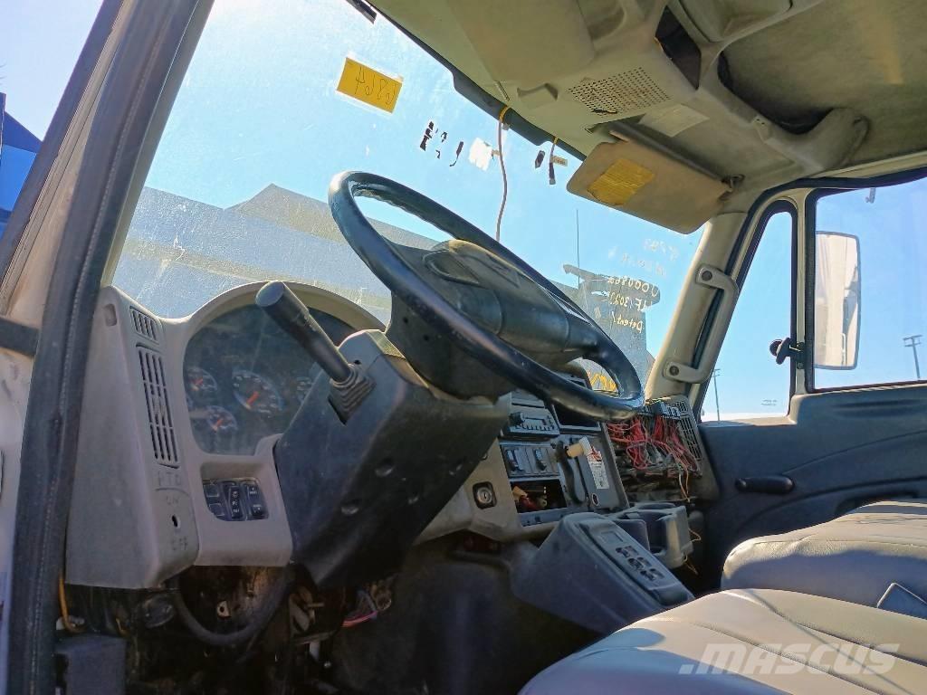 International 7400 Camiones de basura