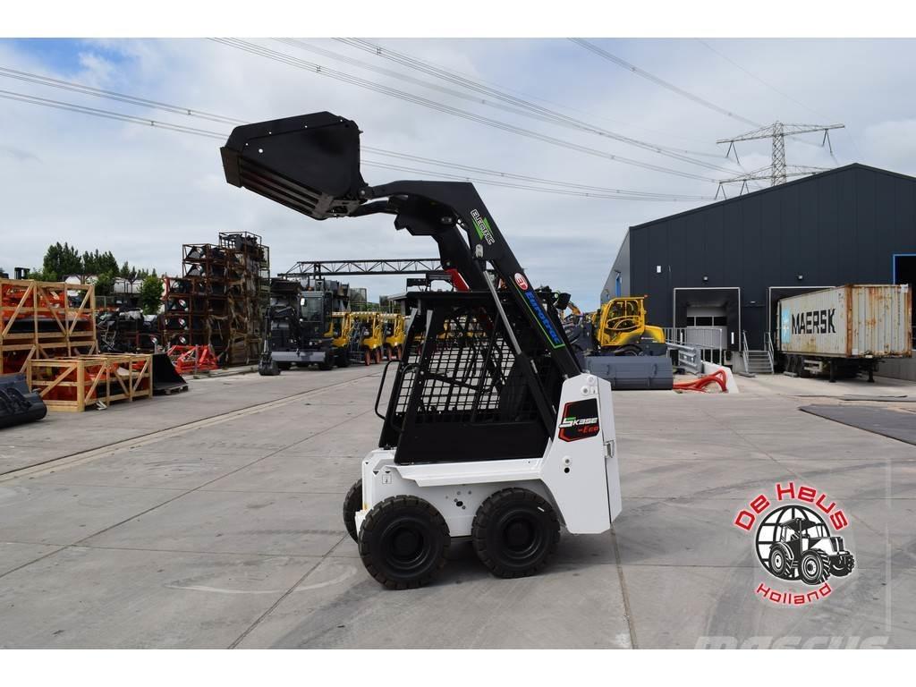 Eurotrac SK35E Cargadoras sobre ruedas