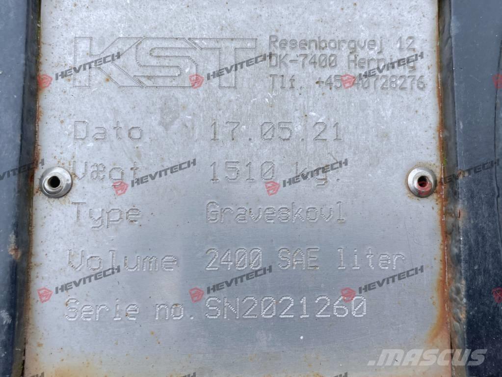  KST S80 Retroexcavadoras