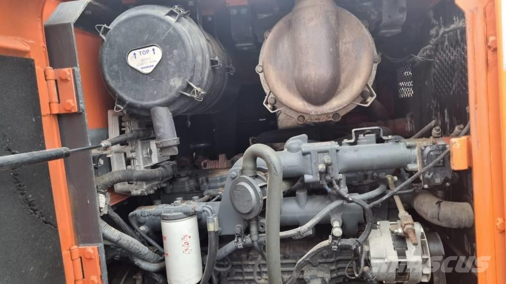 Doosan DL 200-3 Cargadoras sobre ruedas