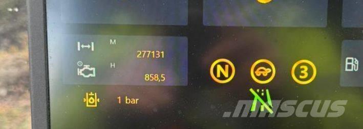 Komatsu 951 XC Cosechadoras