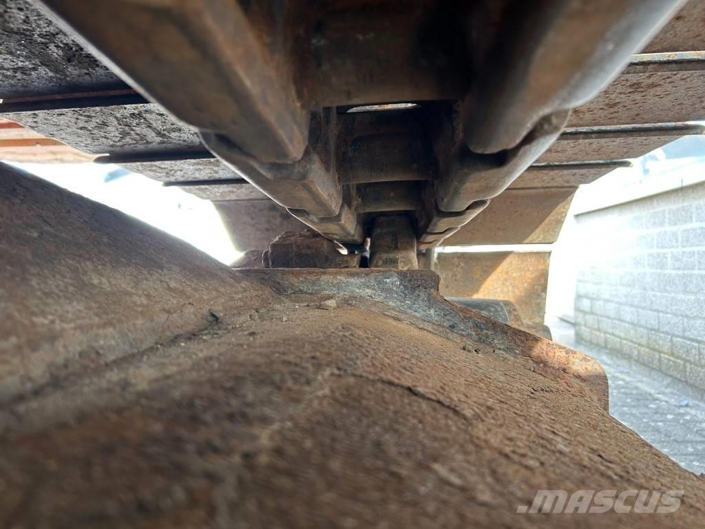 Fiat-Hitachi EX 165 Excavadoras sobre orugas