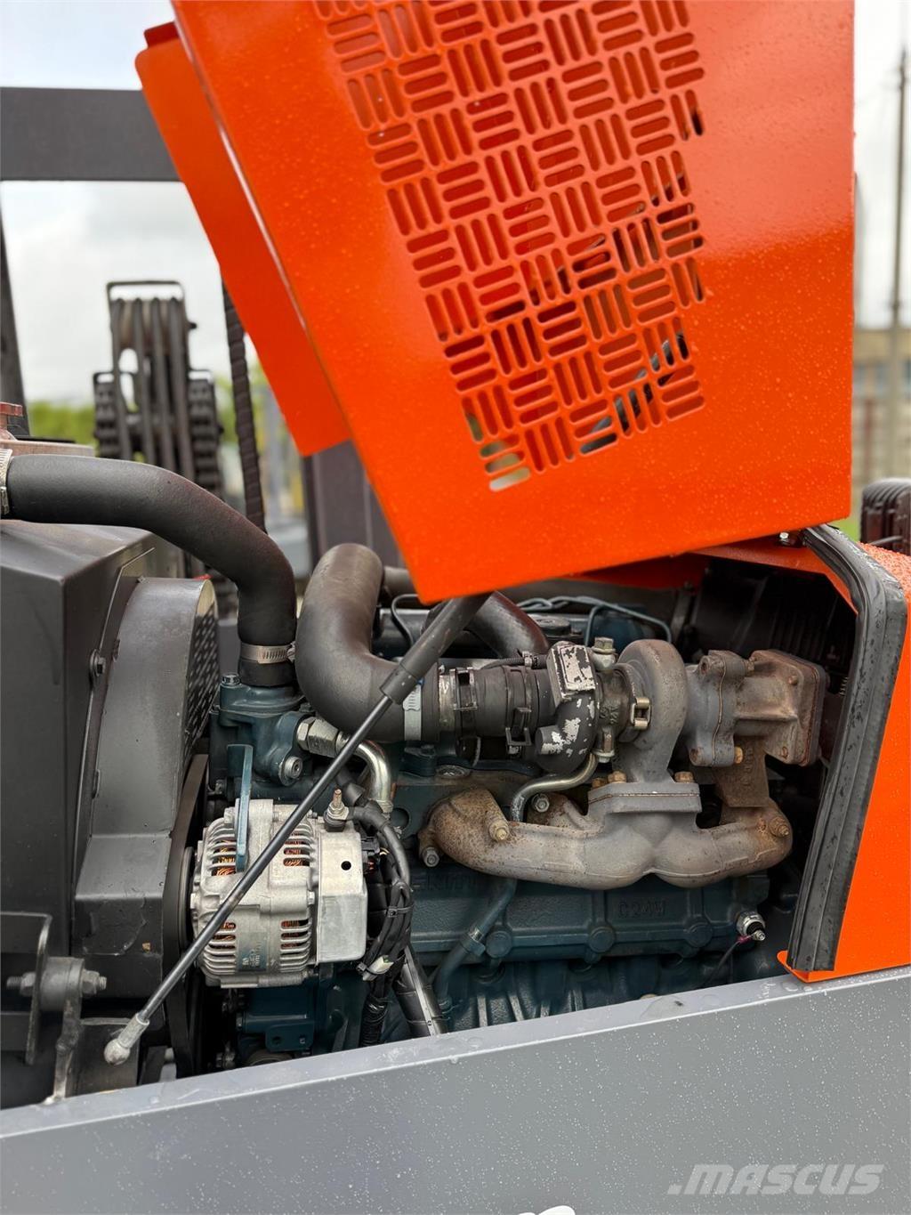 Combilift C5000 XL Montacargas de 4 vías