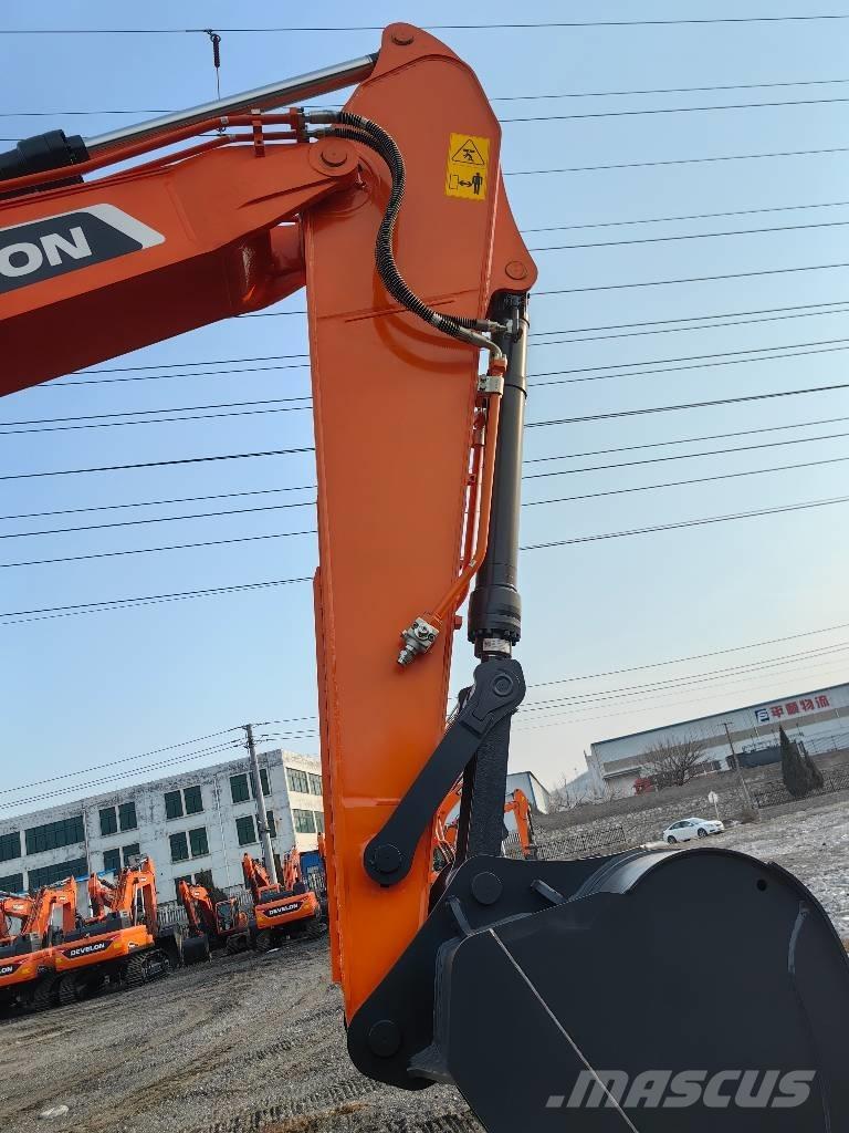 Doosan DX225 Excavadoras sobre orugas