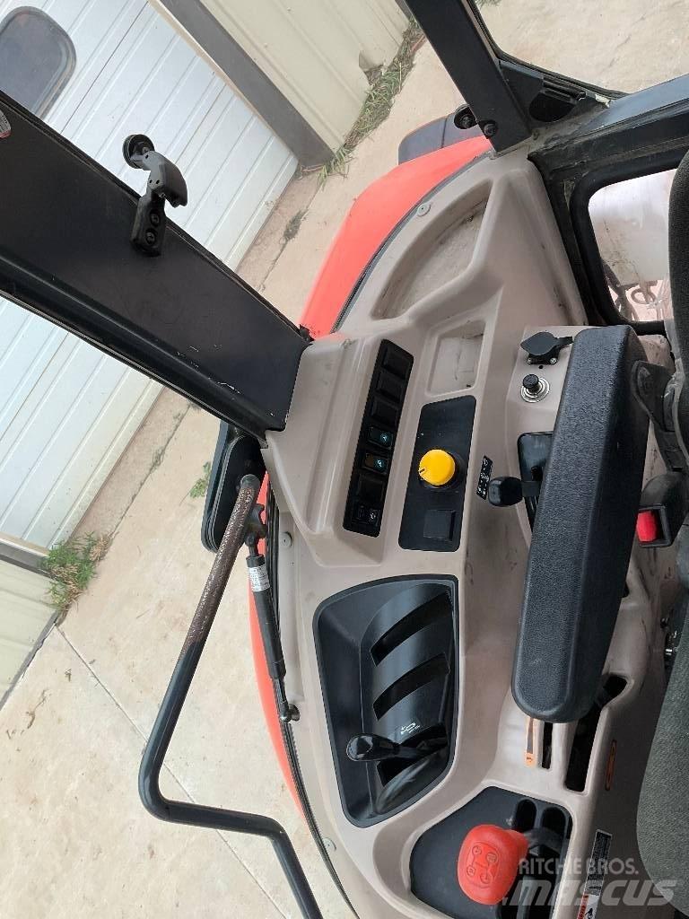 Kubota M 7060 Tractores