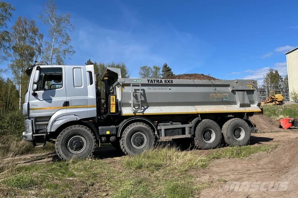 Tatra Tatra T 158/1 Bañeras basculantes usadas