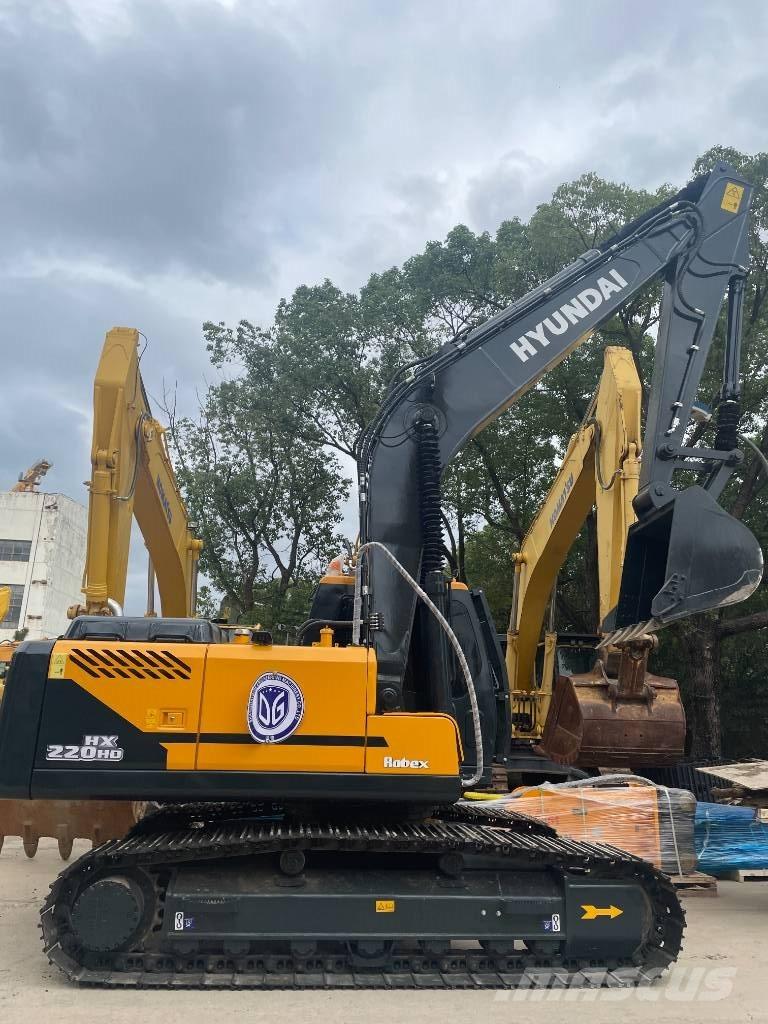 Hyundai HX 220 Excavadoras sobre orugas