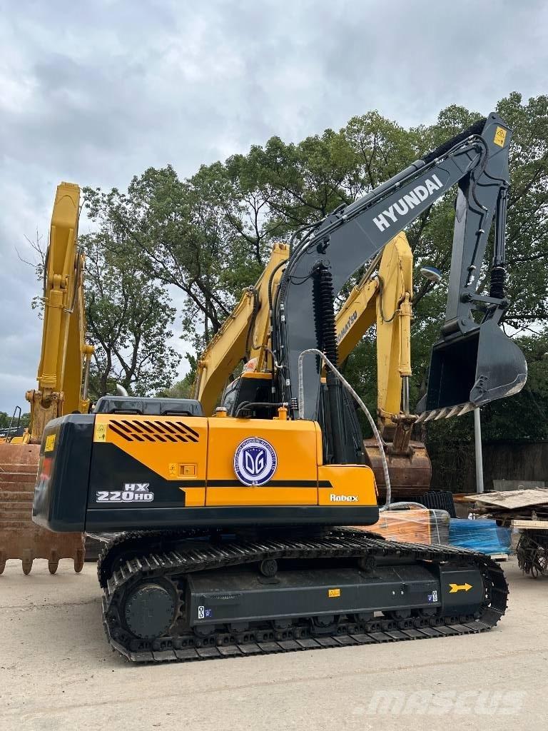 Hyundai HX 220 Excavadoras sobre orugas