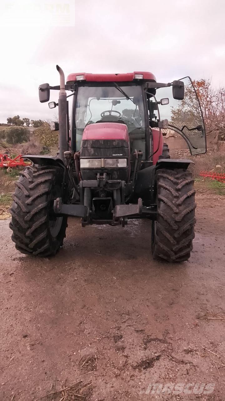 Case IH MXU 135 Tractores